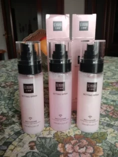 Makeup Fixer Spray - Довговічний та Водонепроникний photo review