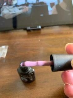 Термальний гель лак LILYCUTE: рожевий нюд для стильного манікюру photo review