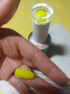 Гель-лак Clou Beaute: Яскравий Білосніжний Нейлон для Ваших Нігтів photo review