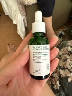 Саліцилова кислота: 30ml Делікатна есенція для обличчя з зволоженням і зміцненням пор photo review