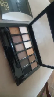 Смокі Палетка Тіней для Очей: 12 Колірних Варіацій photo review