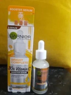 Відбілюючий еліксир для обличчя: зменшує пори і висвітлює шкіру photo review