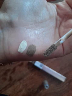 Жидкий хайлайтер для обличчя – стильний контур та освітлення photo review