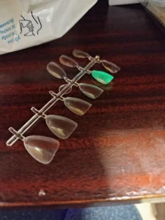 Гель-лак UR SUGAR 7.5ML: Чарівний білий гліттер для манікюру photo review