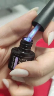 Гель-лак MEET ACROSS: Яскравий Aurora Top Coat для манікюру photo review