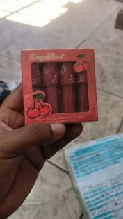 Mini Velvet Matte Lip Gloss Set - Лонг-Гарні губи з вишуканим ароматом photo review