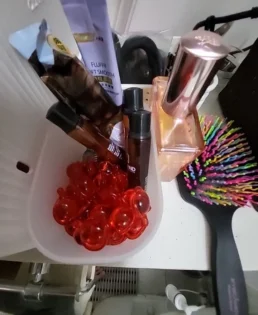 Сироватка для укладки волосся: капсули з маслом троянди для зволоження та ремонту photo review