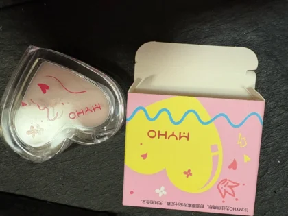 Highlighter крем для обличчя: яскравість та контуринг photo review