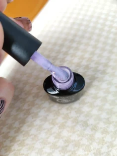 Магнітний гель лак UR SUGAR - Червоний блискучий колір для зимового манікюру photo review