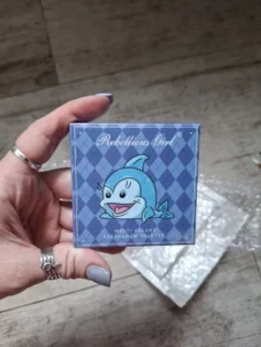 9-Grid Червона Палетка Тіней: Гарантований Довготривалий Макіяж photo review