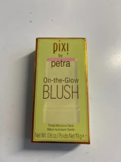 3in1 Blush Stick – Ваша ідеальна косметика для обличчя та губ photo review