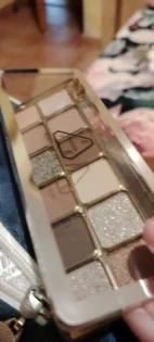 12 Color Eye Shadow Plate: Ідеальний вибір для початківців в макіяжі photo review