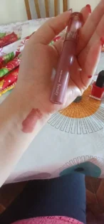 Beauty Juice: Найкращий губний глянець для студенток photo review