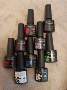 Гель для нігтів LILYCUTE: Темно-пурпурний гель лак для манікюру photo review