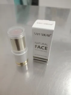 SAM SUGAR Highlighter Stick - Ідеальне вирішення для сяючої шкіри photo review