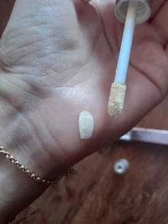 Жидкий хайлайтер для обличчя – стильний контур та освітлення photo review