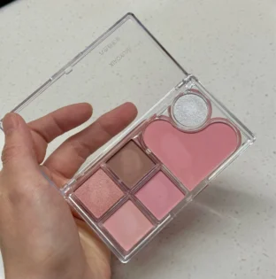 Тіні для повік: Light and shadow integrated eye shadow tray matte pearl tender pink makeup photo review