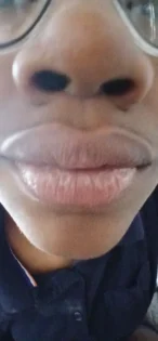 Водостійкий контур для губ: тривала та матова помада photo review