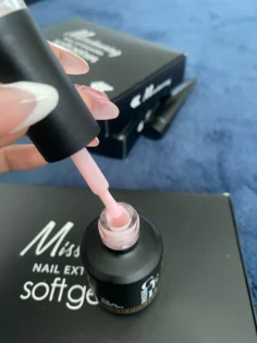 BORN PRETTY Rubber Base Gel - Ваш ідеальний манікюр! photo review