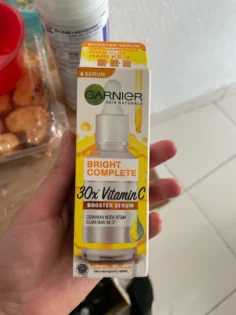 Garnier Вітамін C Сироватка для Яскравої Шкіри | Зниження Пігментації photo review