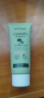 BIOAQUA Centella Asiatica: Кращий очищуючий засіб для вашої шкіри photo review