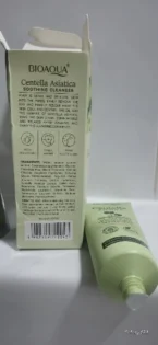 BIOAQUA Centella Asiatica: Кращий очищуючий засіб для вашої шкіри photo review