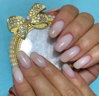 Гель для подовження нігтів UR SUGAR - ідеальний вибір для манікюру photo review