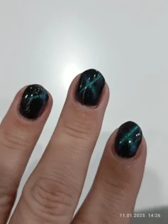 9D Котяче Око Гель Лак для Нігтів Mtssii - Виразність у кожному Рушанні photo review