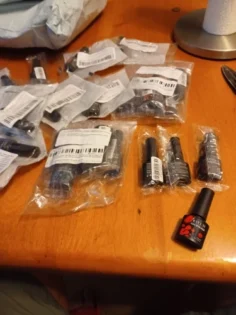 Флуоресцентний гель лак MEET ACROSS - яскравий стиль для вашого манікюру photo review