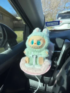 Безпечне сидіння для ляльок: Labubu Carseat для стильного інтер'єру photo review