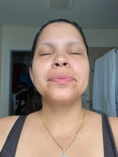 Вітамінізоване освітлююче молочко для тіла AILKE – Ваш секрет світливої шкіри photo review