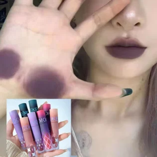 Липглейз для губ: Водостійка матова губна помада з 8 кольорів