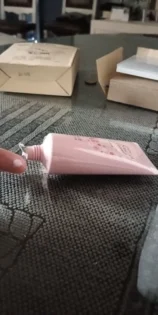 Очищуючий крем Sakura: Глибоке очищення та зволоження для жирної шкіри photo review