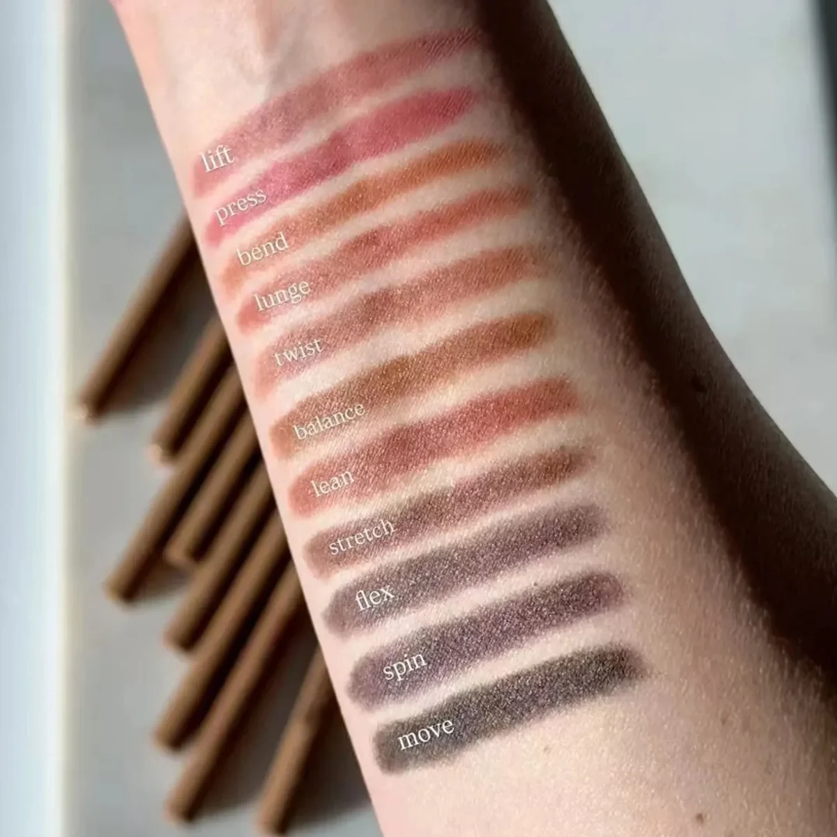 Лонгустік для губ Lemontini - ідеальне зволоження та яскравість - Зображення 5