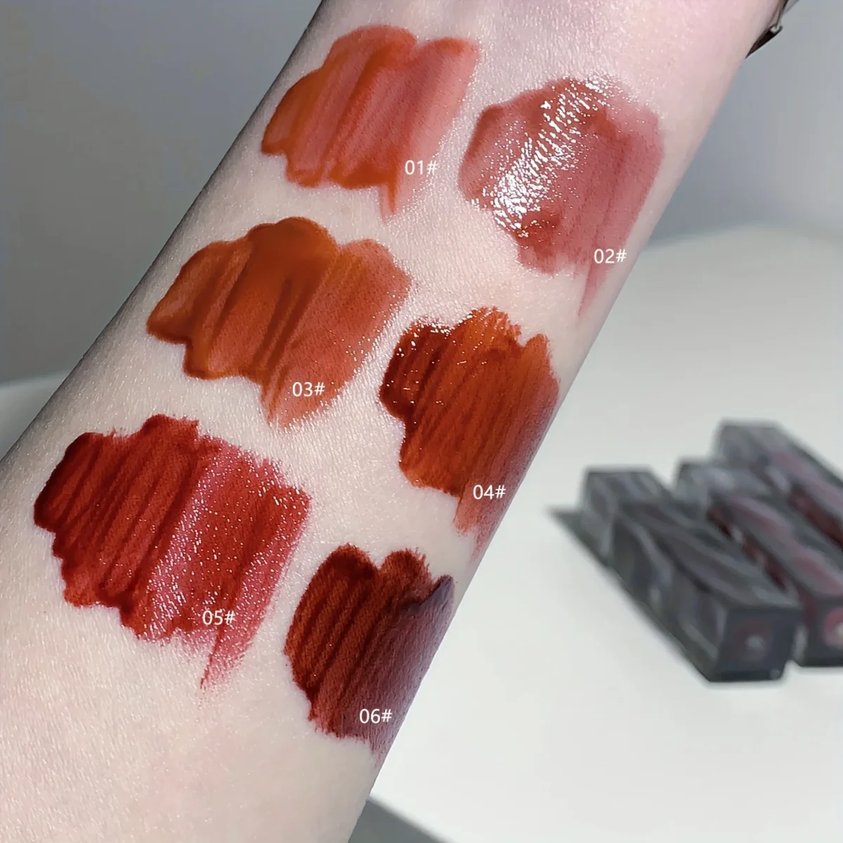 Adorable Bear Mirror Lip Glaze - Яскравий та зволожуючий губний гліттер - Зображення 3