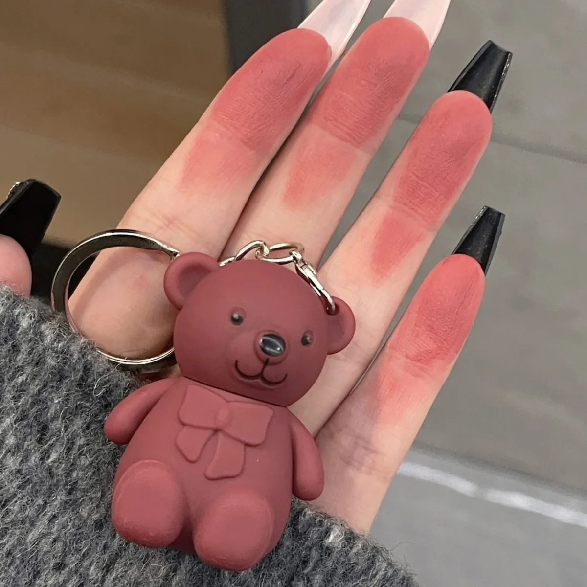 Cute Bear Keychain Matte Velvet Lip Gloss Mirror Brown Lipstick Waterproof Long Lasting Non-Stick Cup Lip Mud Korean Cosmetic - Зображення 3