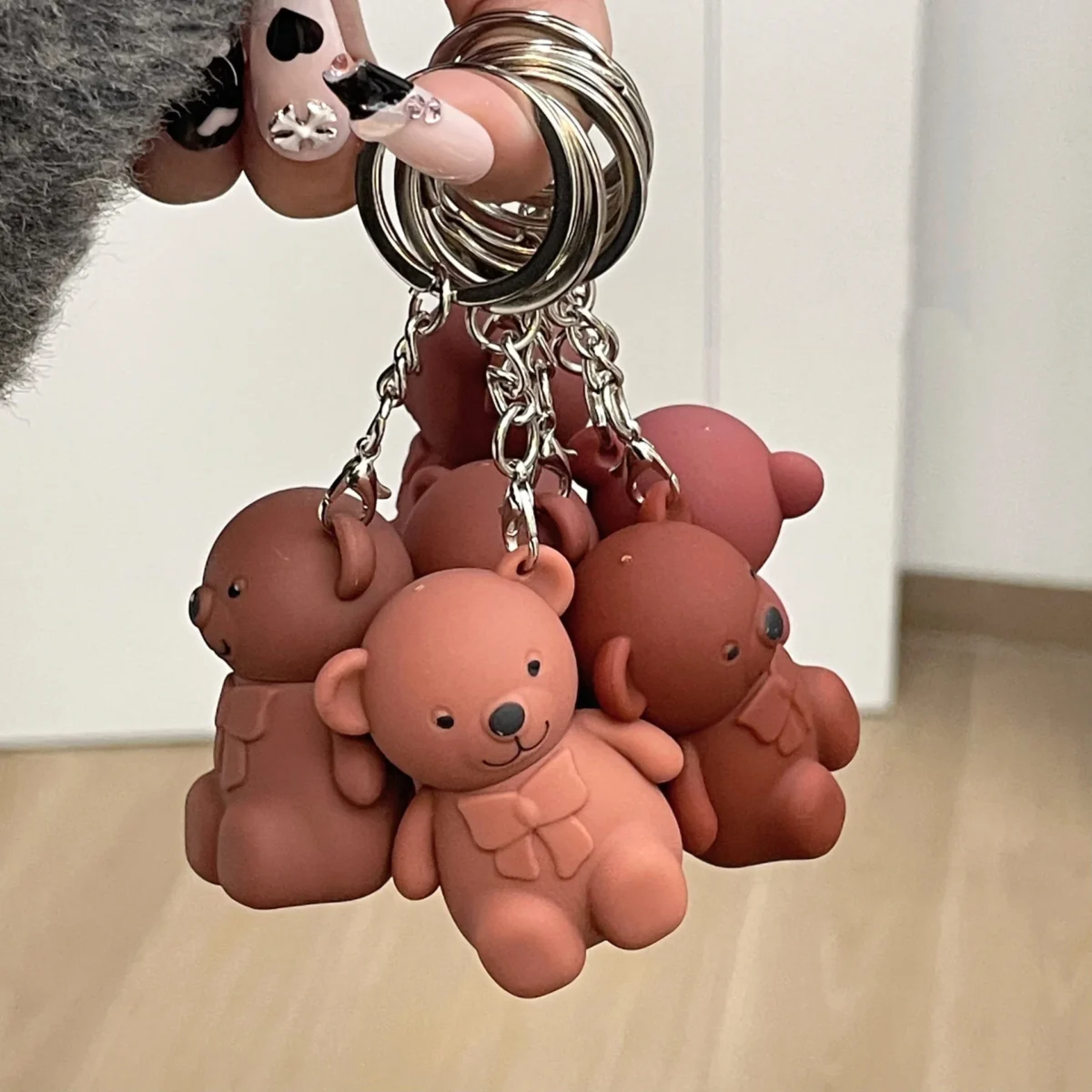 Cute Bear Keychain Matte Velvet Lip Gloss Mirror Brown Lipstick Waterproof Long Lasting Non-Stick Cup Lip Mud Korean Cosmetic - Зображення 5